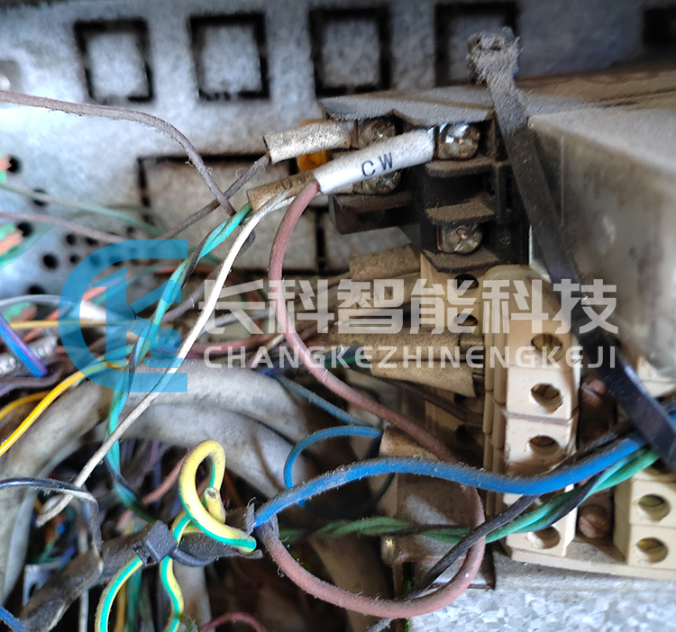 ABB機(jī)械手保養(yǎng)前后對比圖 ABB機(jī)械手保養(yǎng)前后對比圖