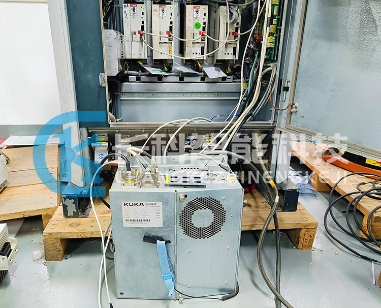 KUKA庫卡機(jī)器人KR C2控制器主機(jī)箱00-197-887 KUKA庫卡機(jī)器人KR C2控制器主機(jī)箱00-197-887